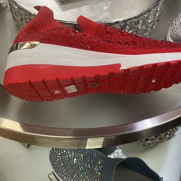 Diva spring bling gold trim Tennis - Picture 2 of 3